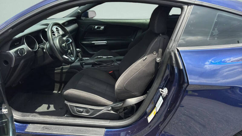 2019 Ford Mustang