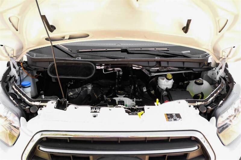 2022 Ford E-Transit 350