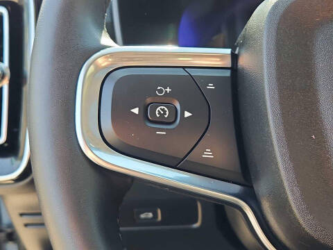 2024 Volvo XC90 B5 Plus Bright Theme