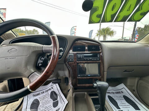 2000 Nissan Pathfinder LE