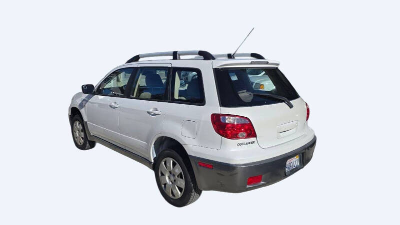 2006 Mitsubishi Outlander LS