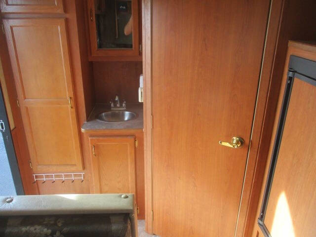 2012 Lighthouse Rv Light Housr 22FQ