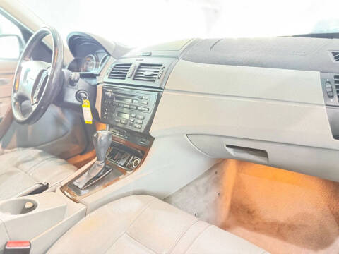 2005 BMW X3 3.0i