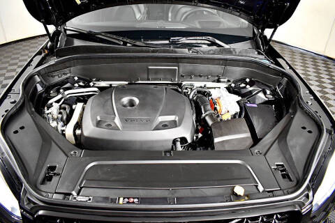 2022 Volvo XC90 Recharge T8 R-Design