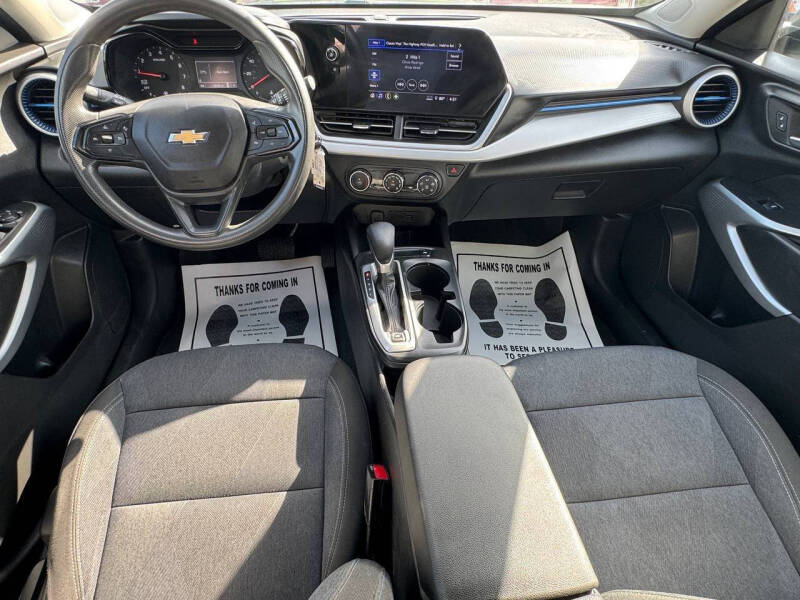 2024 Chevrolet Trax LS