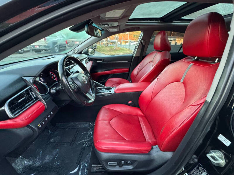 2020 Toyota Camry XSE