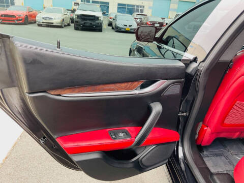 2016 Maserati Ghibli S Q4