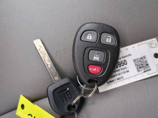 2025 Chevrolet Express 2500