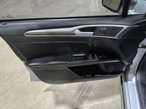 2020 Ford Fusion SEL