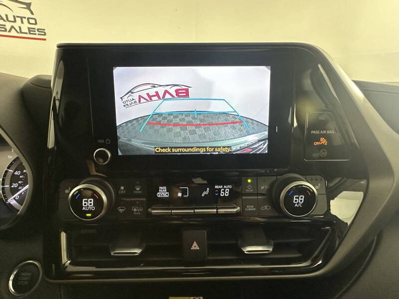 2023 Toyota Highlander XLE