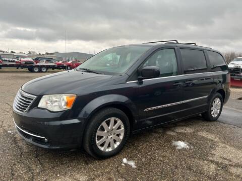 2014 Chrysler Town and Country for sale at Car Masters in Plymouth IN