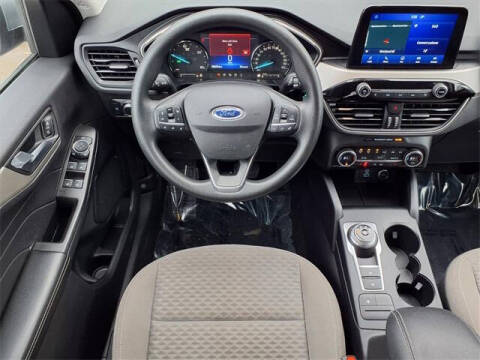 2021 Ford Escape Hybrid SE