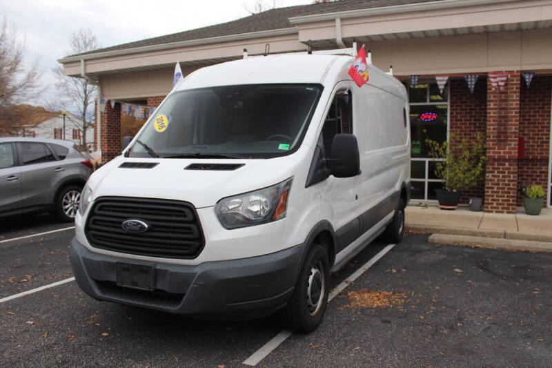 2016 Ford Transit Base
