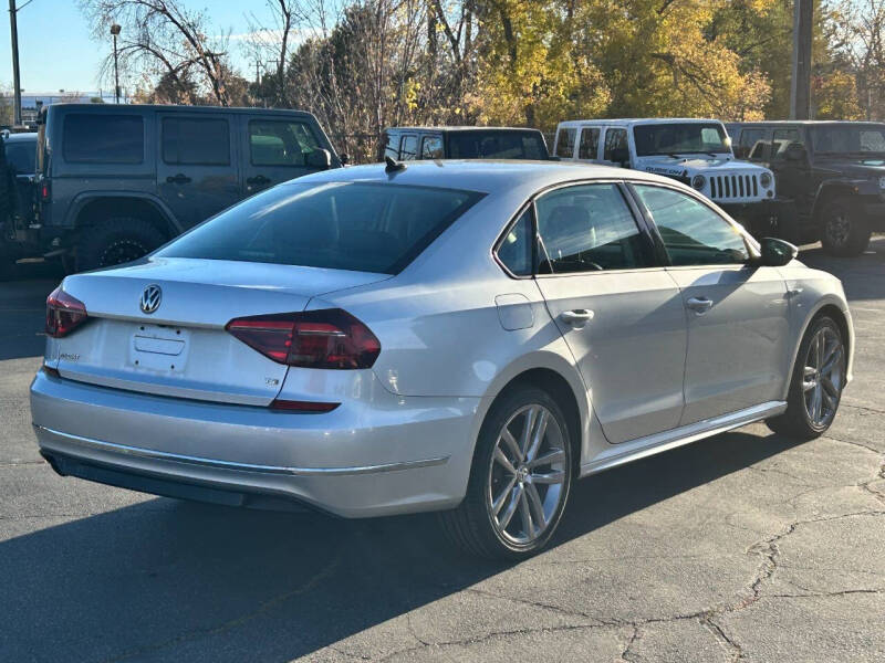 2018 Volkswagen Passat 2.0T R-Line