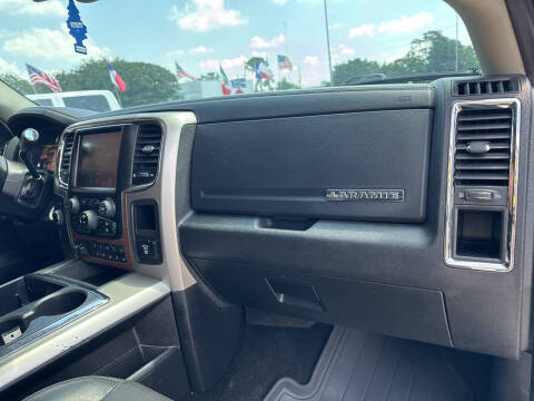 2015 RAM 3500 Laramie