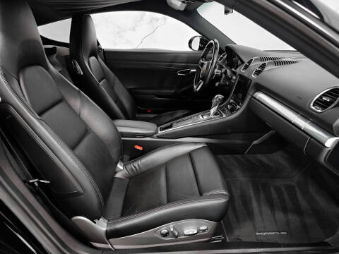 2017 Porsche 718 Cayman