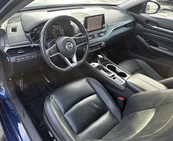 2022 Nissan Altima 2.5 Platinum