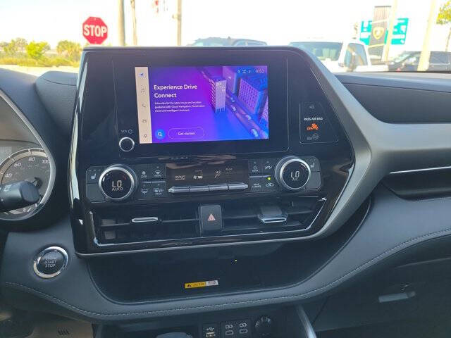 2023 Toyota Highlander LE