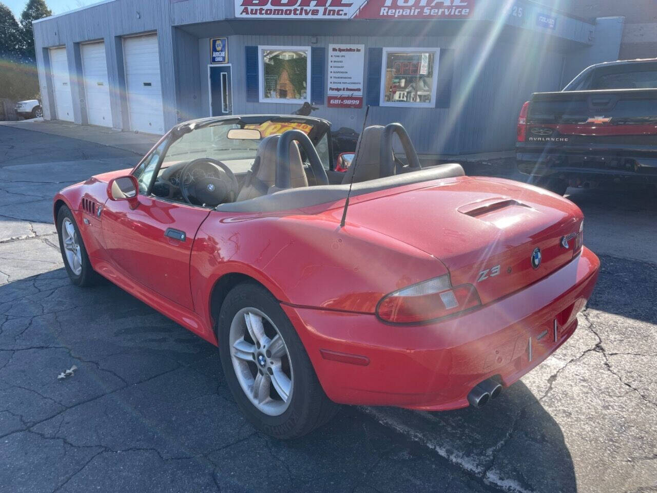 2001 BMW Z3 for sale at BOHL AUTOMOTIVE in Racine, WI