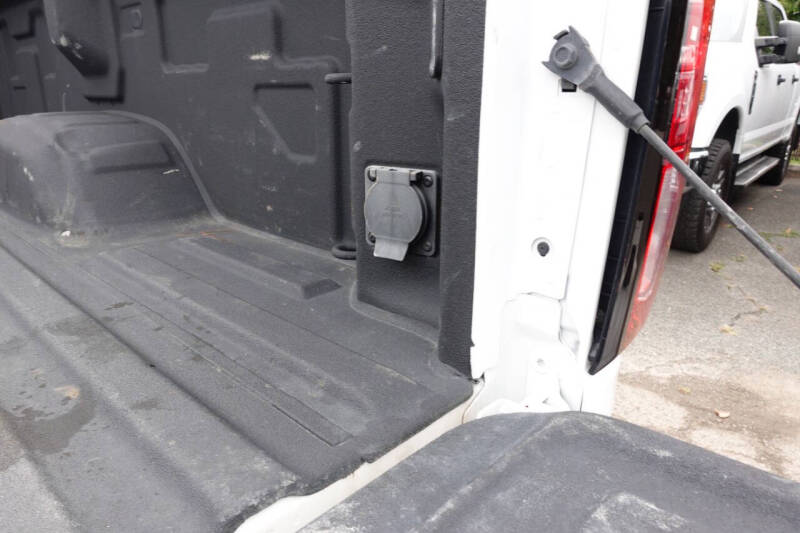 2024 GMC Sierra 2500HD Pro