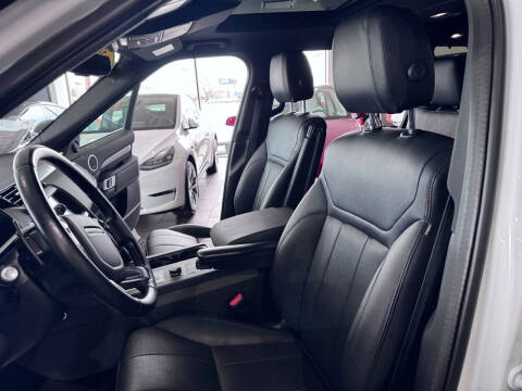 2020 Land Rover Discovery Landmark Edition