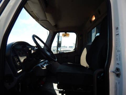 2017 Freightliner M2 106