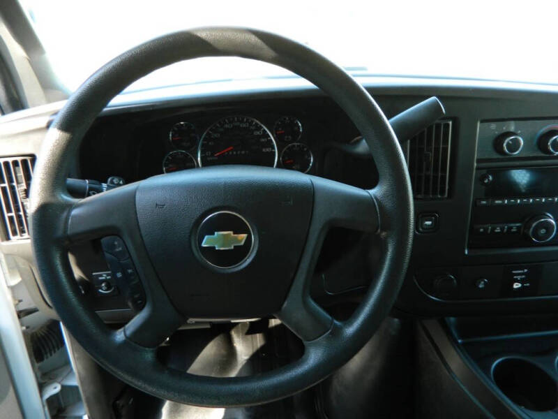 2017 Chevrolet Express 2500