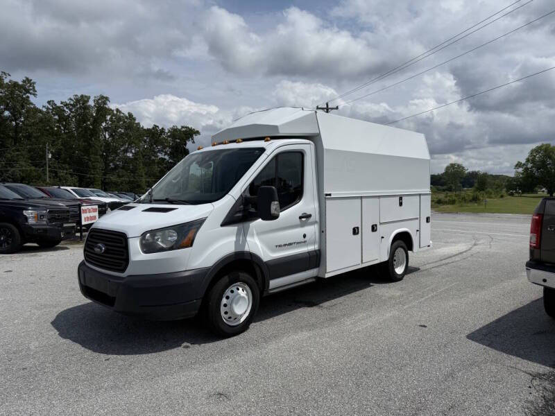 2017 Ford Transit Cutaway Base's photo