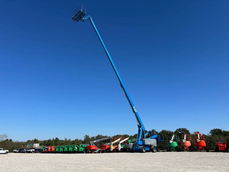 2015 Genie S-85 Boom / Manlift