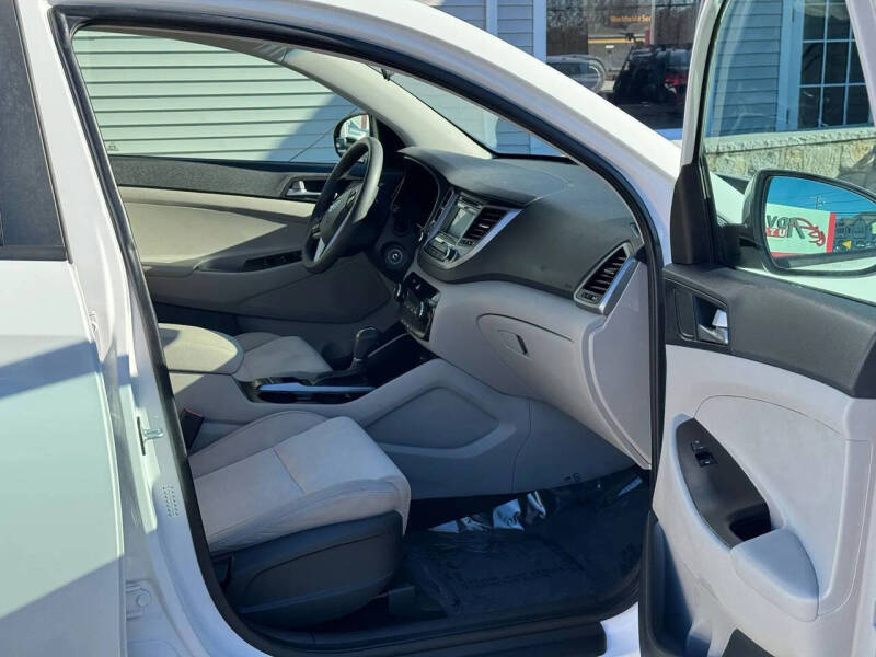 2016 Hyundai Tucson SE