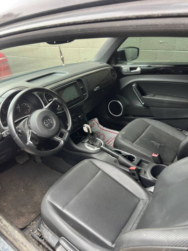 2012 Volkswagen Beetle
