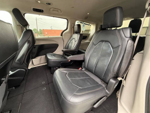2018 Chrysler Pacifica Touring L