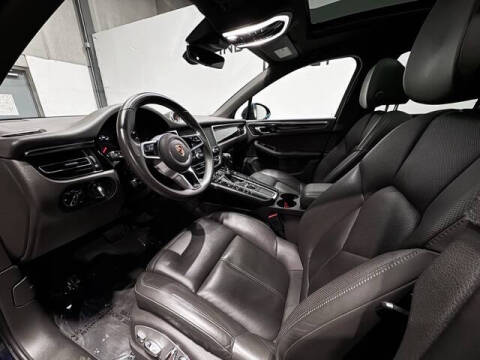 2020 Porsche Macan S