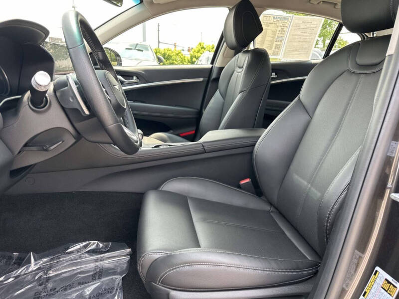 2026 Genesis G70 2.5T Standard