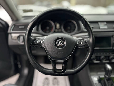 2018 Volkswagen Passat 2.0T SE