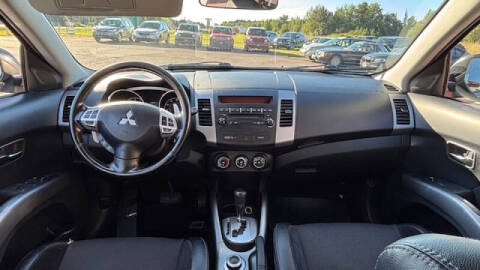 2011 Mitsubishi Outlander SE