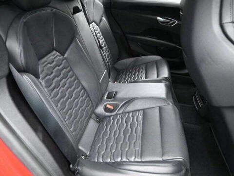 2022 Audi e-tron GT quattro Prestige