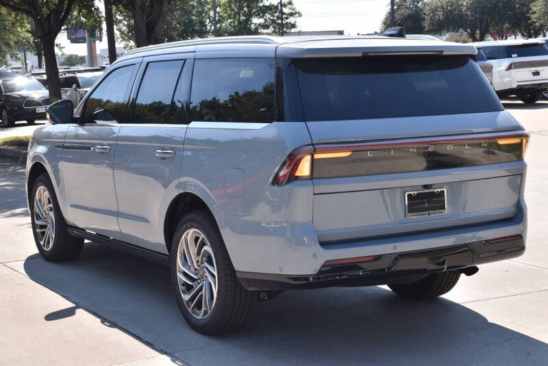 2025 Lincoln Navigator Reserve