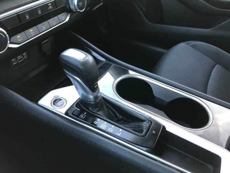 2021 Nissan Altima 2.5 SV