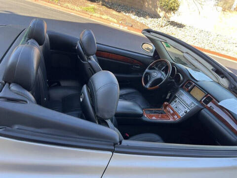 2004 Lexus SC 430