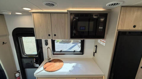 2025 Mercedes-Benz Sprinter