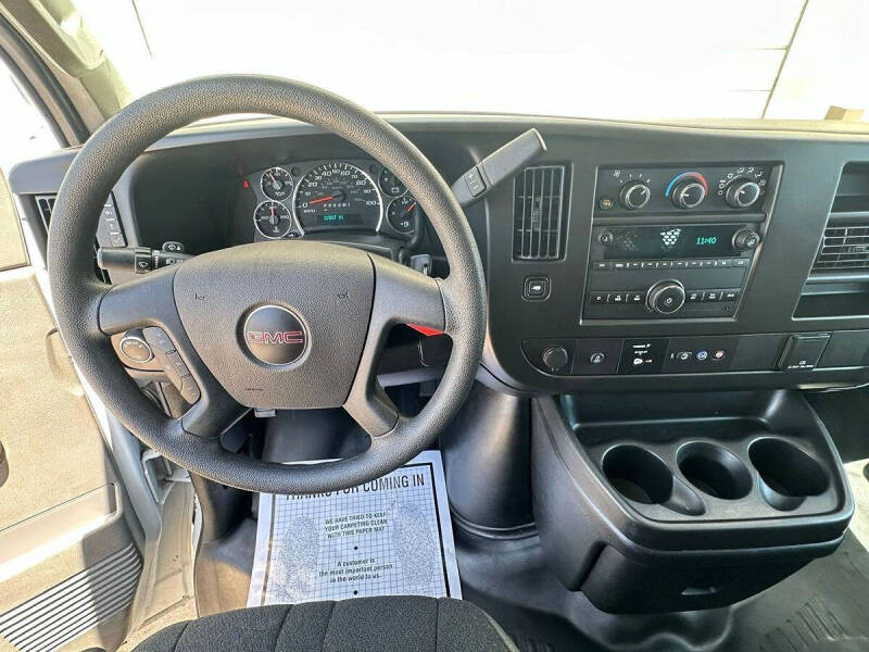 2023 GMC Savana 2500