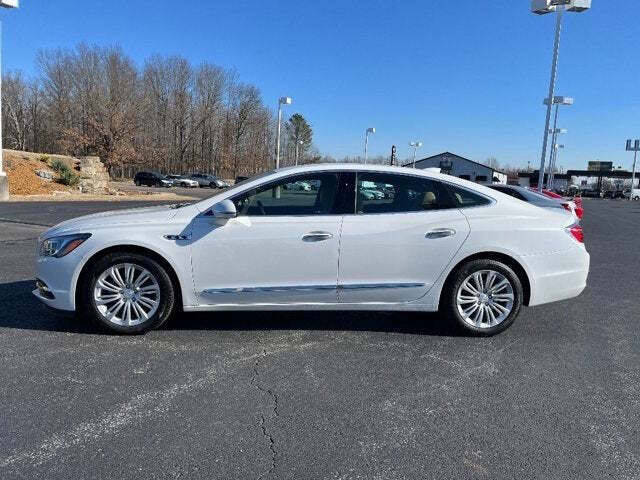 2018 Buick LaCrosse 10