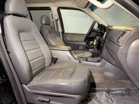 2002 Ford Explorer XLS