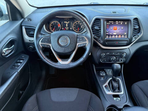 2017 Jeep Cherokee Latitude