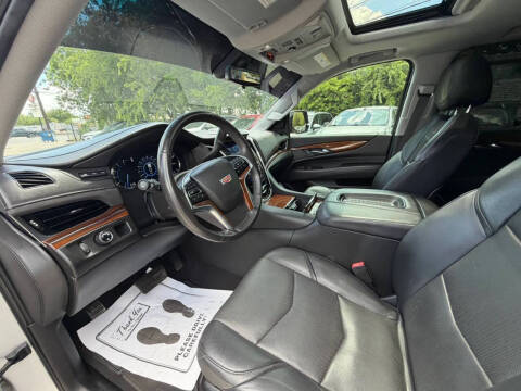 2020 Cadillac Escalade ESV Luxury