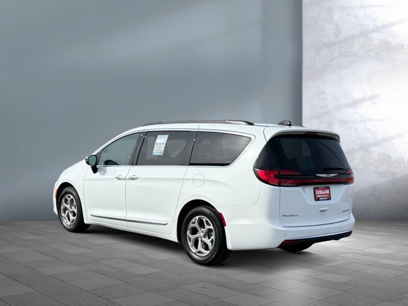 2023 Chrysler Pacifica Limited