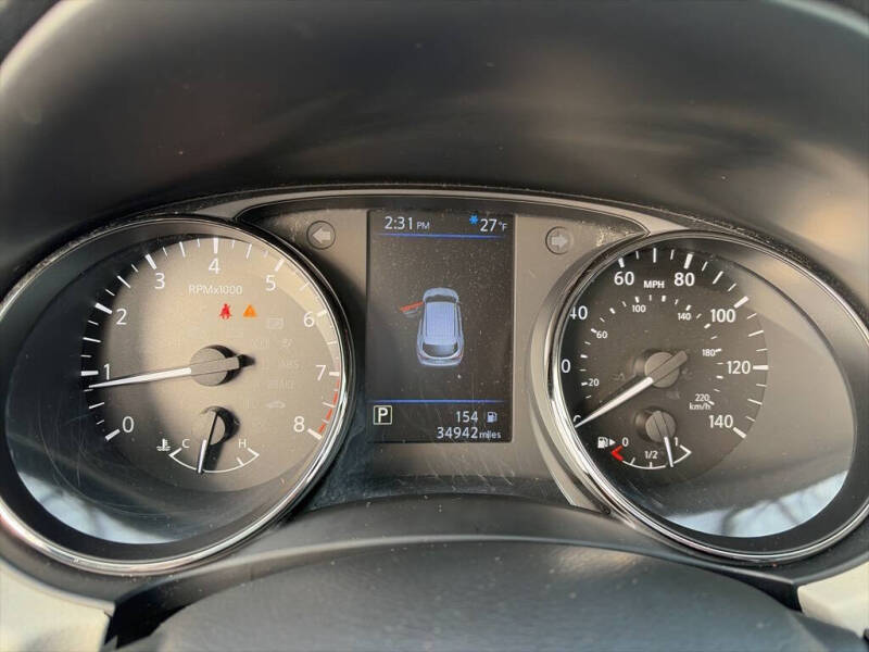 2022 Nissan Rogue Sport SV