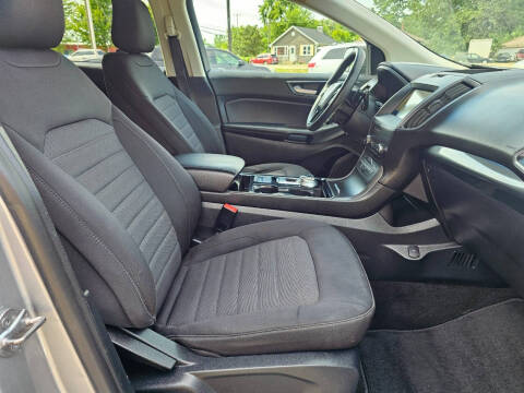 2020 Ford Edge SE