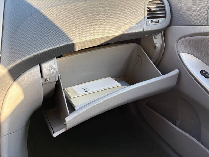 2017 Hyundai Accent Value Edition